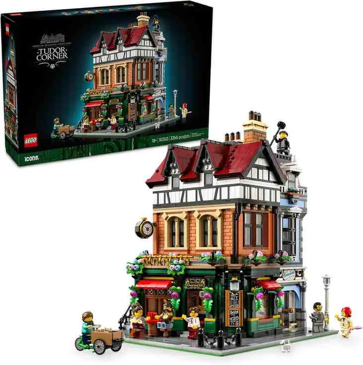 LEGO Icons Tudor Corner Building Set